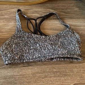lululemon size 2 sports bra